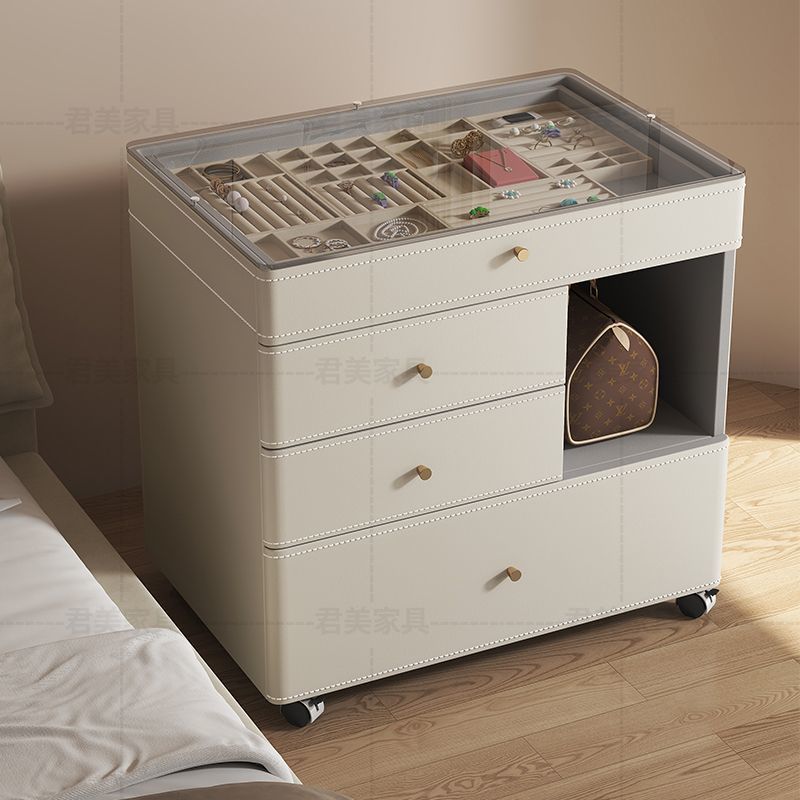 Makeup - Kleiner, moderner, schlichter Schlafzimmer-Schmuckkasten mit integriertem,