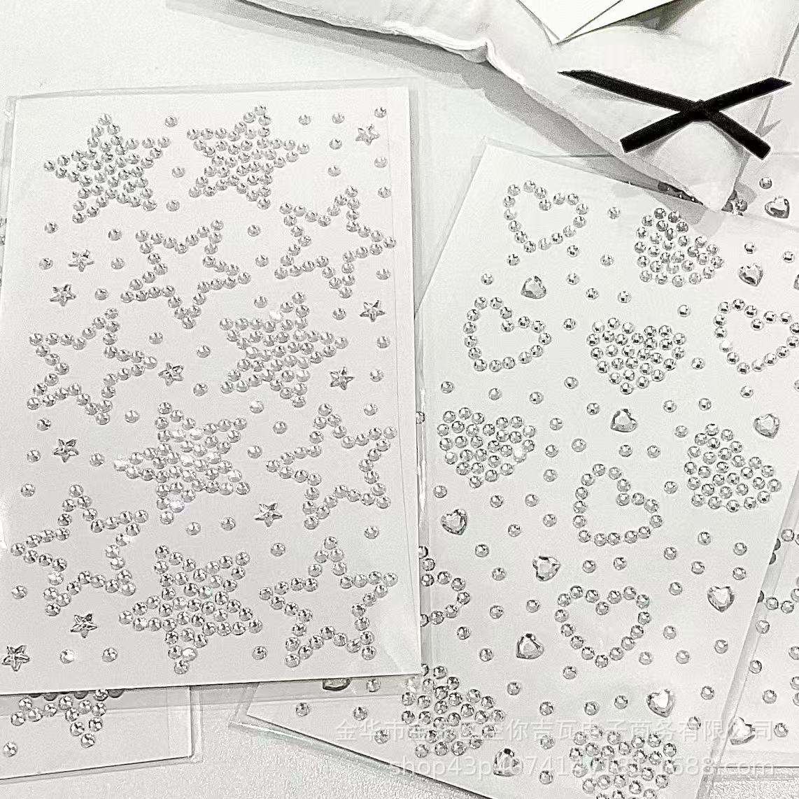 Nail Art - Silberne Stern-Herz-Strass-Aufkleber, Flache Schmucksteine für DIY-Nagelkunst,